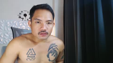 Snapshot of thefriskyasian chatting on 12/18/24, 08:36 Jaycee online show from 12/18/24, 08:36