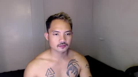 Snapshot of thefriskyasian chatting on 01/23/25, 03:48 Jaycee online show from 01/23/25, 03:48