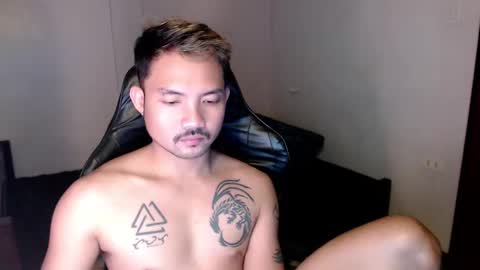 Snapshot of thefriskyasian chatting on 01/26/25, 10:45 Jaycee online show from 01/26/25, 10:45