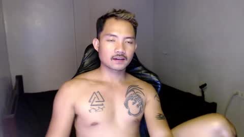 Snapshot of thefriskyasian chatting on 02/12/25, 10:37 Jaycee online show from 02/12/25, 10:37