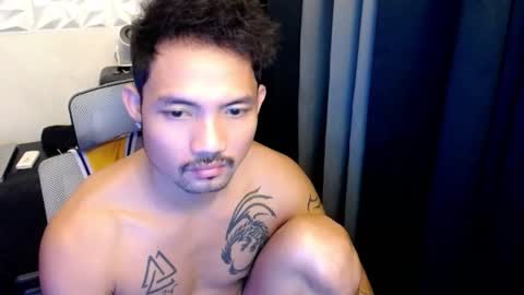 Snapshot of thefriskyasian chatting on 09/25/25, 01:48 Jaycee online show from 09/25/25, 01:48