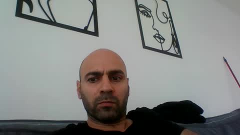 Snapshot of thegame323 chatting on 01/22/25, 10:18 thegame323 online show from 01/22/25, 10:18