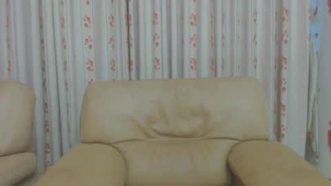 Snapshot of thegeezer30 chatting on 12/11/24, 04:20 Geezer online show from 12/11/24, 04:20