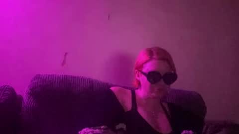 Snapshot of thegoddessfrida chatting on 10/13/25, 03:39 Goddess Frida online show from 10/13/25, 03:39