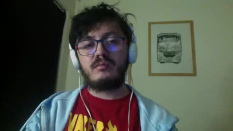 Snapshot of theguitarmistery chatting on 11/06/25, 08:15 theguitarmistery online show from 11/06/25, 08:15