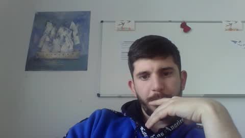 Snapshot of thehamlaaa chatting on 12/30/24, 10:32 thehamlaaa online show from 12/30/24, 10:32