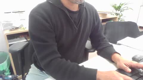 Snapshot of thehardcock2025 chatting on 01/14/25, 04:50 thehardcock2025 online show from 01/14/25, 04:50