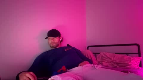 Snapshot of theiroil69 chatting on 11/27/25, 05:20 theiroil69 online show from 11/27/25, 05:20