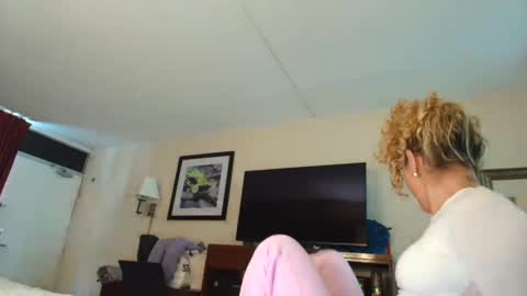 Lily Marie online show from 02/01/25, 02:56