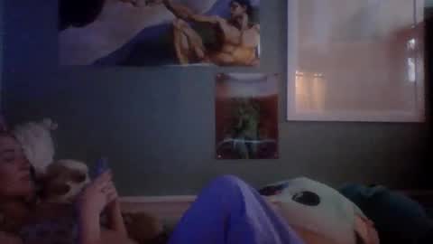 Little Bambii online show from 12/19/24, 03:40