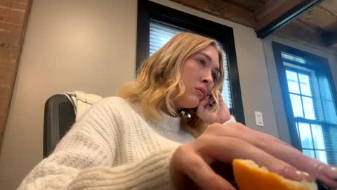 Little Bambii online show from 01/09/25, 04:06