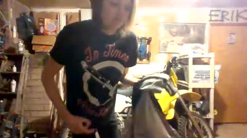 lovecreep online show from 01/01/25, 10:54