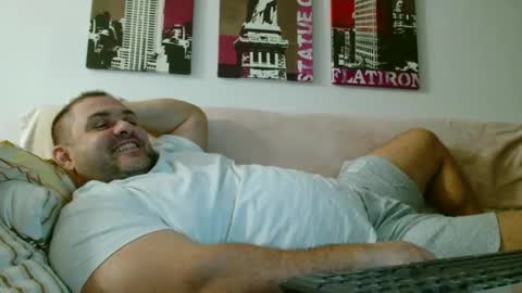 Snapshot of themastercomander chatting on 12/28/24, 05:03 Big Alpha Daddy Master online show from 12/28/24, 05:03