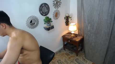 Snapshot of themuscularvenezuelanman chatting on 09/21/25, 09:11 themuscularvenezuelanman online show from 09/21/25, 09:11