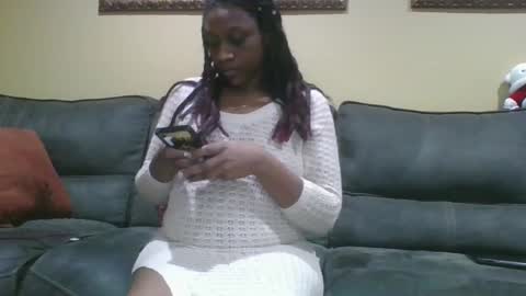 Snapshot of thenaturalgoddess chatting on 12/18/24, 07:04 TheNaturalGoddess online show from 12/18/24, 07:04