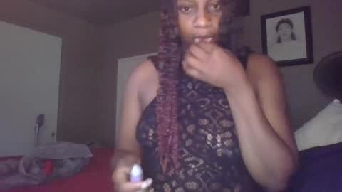 Snapshot of thenaturalgoddess chatting on 02/23/25, 01:24 TheNaturalGoddess online show from 02/23/25, 01:24