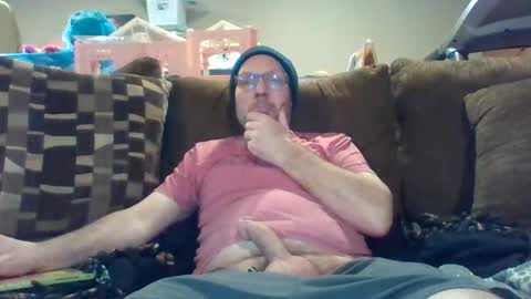Snapshot of theo6974z chatting on 12/27/24, 05:31 theo6974z online show from 12/27/24, 05:31