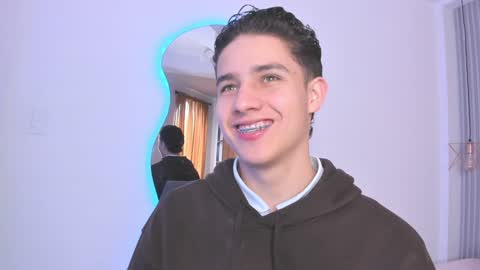  THEO- MATEO  online show from 12/31/24, 01:08