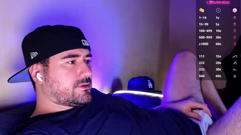 Snapshot of theoravi chatting on 12/16/24, 02:04 Theo Ravi online show from 12/16/24, 02:04