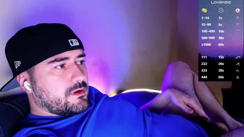 Snapshot of theoravi chatting on 12/27/24, 03:20 Theo Ravi online show from 12/27/24, 03:20