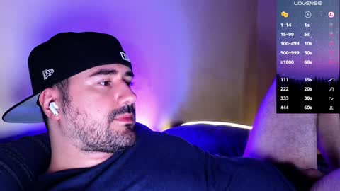 Snapshot of theoravi chatting on 01/03/25, 02:54 Theo Ravi online show from 01/03/25, 02:54