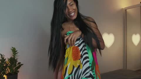 YAYA  online show from 01/08/25, 11:54