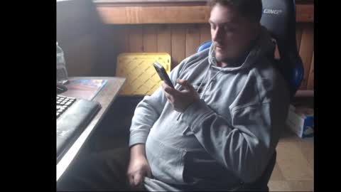 Snapshot of therealbigcheese0695 chatting on 01/25/25, 06:46 therealbigcheese0695 online show from 01/25/25, 06:46