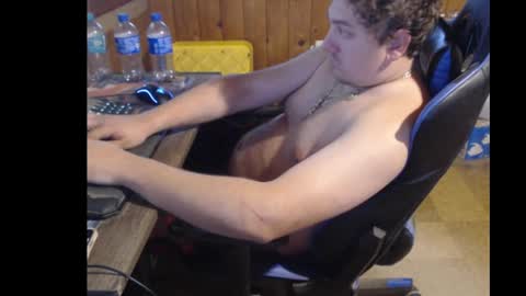 Snapshot of therealbigcheese0695 chatting on 09/16/25, 01:12 therealbigcheese0695 online show from 09/16/25, 01:12