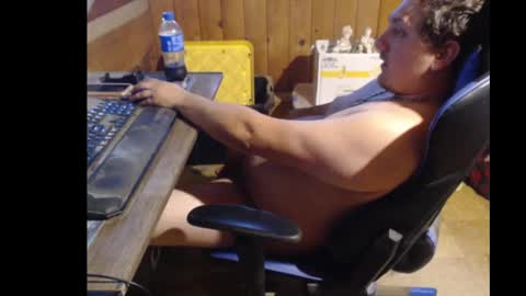 Snapshot of therealbigcheese0695 chatting on 09/19/25, 09:26 therealbigcheese0695 online show from 09/19/25, 09:26