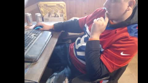 Snapshot of therealbigcheese0695 chatting on 11/02/25, 07:05 therealbigcheese0695 online show from 11/02/25, 07:05