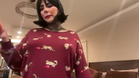 Snapshot of therealcamilabaddie chatting on 10/30/25, 04:25 therealcamilabaddie online show from 10/30/25, 04:25