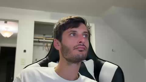 Snapshot of therealdylansdick chatting on 10/11/25, 12:32 therealdylansdick online show from 10/11/25, 12:32