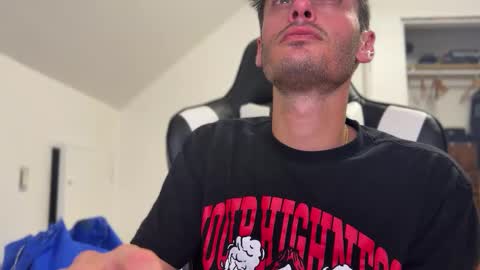 Snapshot of therealdylansdick chatting on 10/22/25, 08:14 therealdylansdick online show from 10/22/25, 08:14