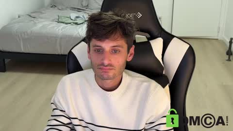 Snapshot of therealdylansdick chatting on 11/07/25, 01:38 therealdylansdick online show from 11/07/25, 01:38