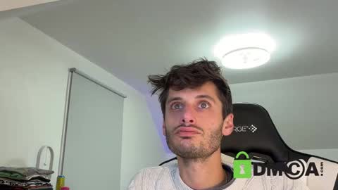 Snapshot of therealdylansdick chatting on 11/19/25, 12:10 therealdylansdick online show from 11/19/25, 12:10