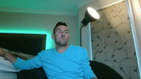 therealkurva4u online show from 10/17/25, 08:00