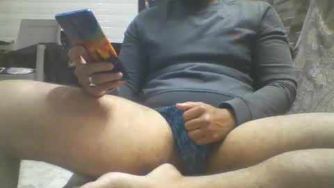 Snapshot of therichguy30 chatting on 11/11/25, 06:08 TheRichGuy online show from 11/11/25, 06:08