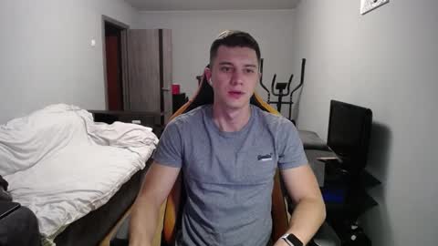 Nick   online show from 09/22/25, 04:42