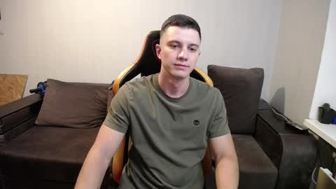 Nick   online show from 09/30/25, 03:50