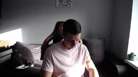 Nick   online show from 10/12/25, 05:39