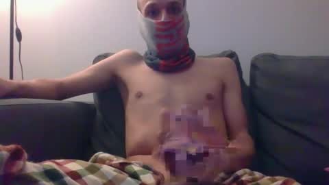 Snapshot of thetubedscarfguy chatting on 02/22/25, 09:26 Scarf guy online show from 02/22/25, 09:26