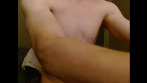 Snapshot of thez26 chatting on 10/26/25, 10:47 B online show from 10/26/25, 10:47