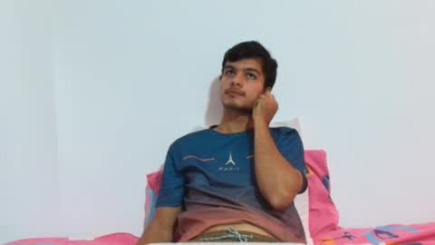 Snapshot of thiago__diaz chatting on 10/15/25, 12:27 Thiago Diaz online show from 10/15/25, 12:27