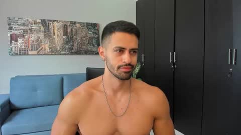 thiago_driussi online show from 10/10/25, 01:54