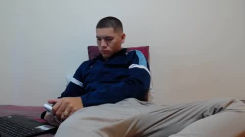 Thiago independent model online show from 12/16/24, 01:54