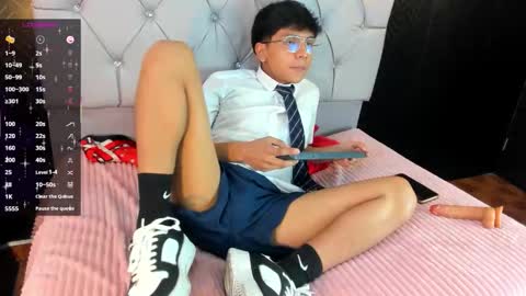 Snapshot of thiago_kozak chatting on 09/25/25, 01:04 thiago online show from 09/25/25, 01:04