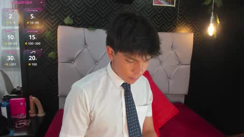 Snapshot of thiago_kozak chatting on 10/29/25, 01:13 thiago online show from 10/29/25, 01:13