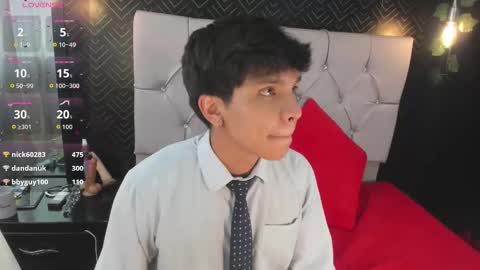 Snapshot of thiago_kozak chatting on 11/11/25, 02:06 thiago online show from 11/11/25, 02:06