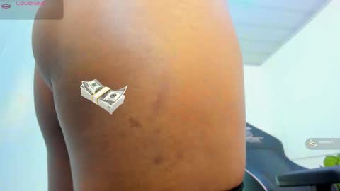  thiana  online show from 10/24/25, 02:30