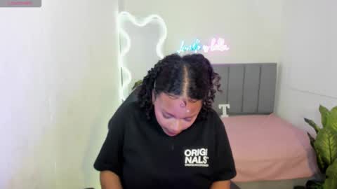  thiana  online show from 11/03/25, 04:03